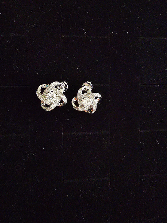 0.8CT Moissanite earrings